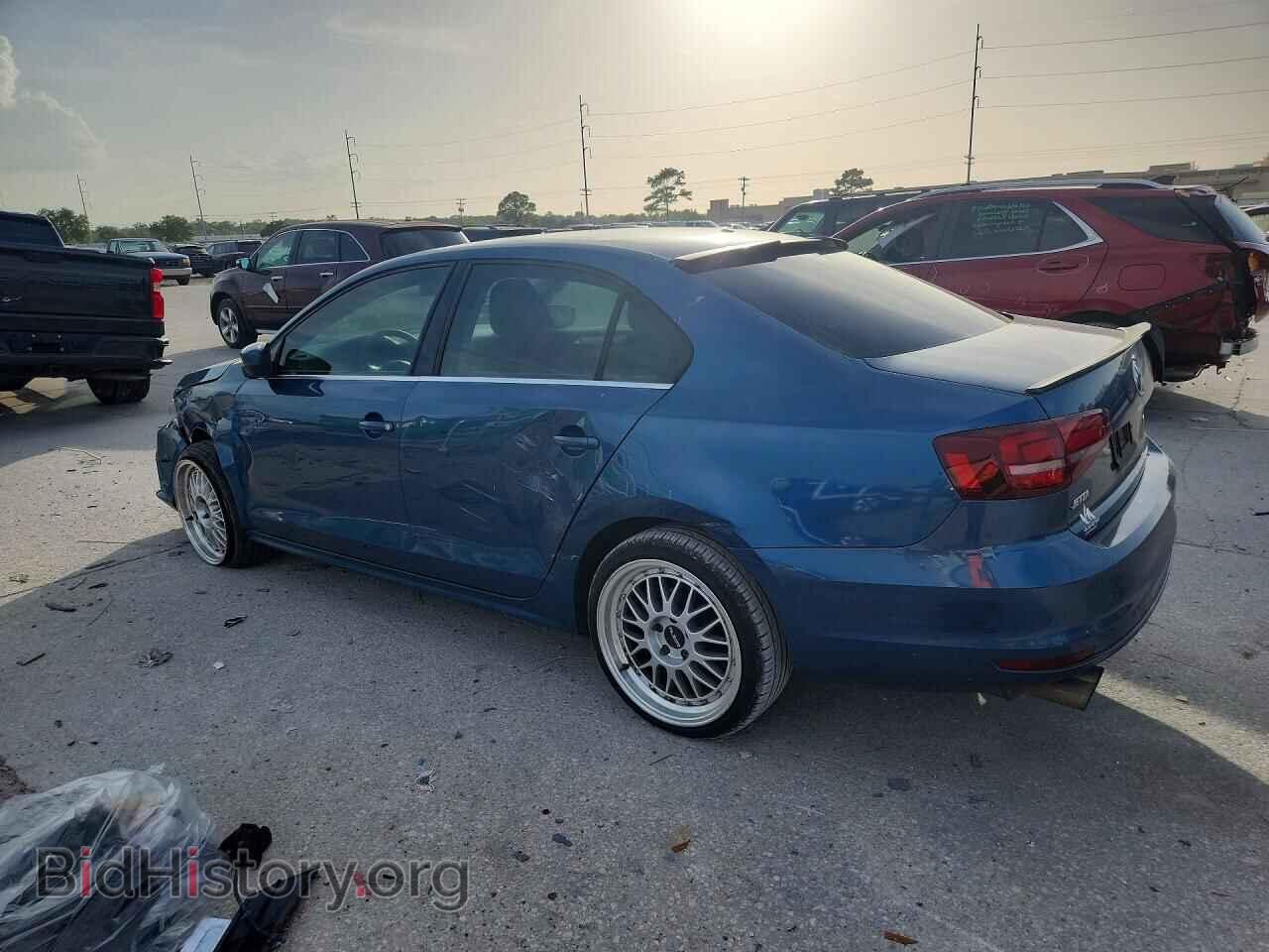 2017 VOLKSWAGEN JETTA - VIN: 3VW2B7AJ0HM331329 - Photo 2