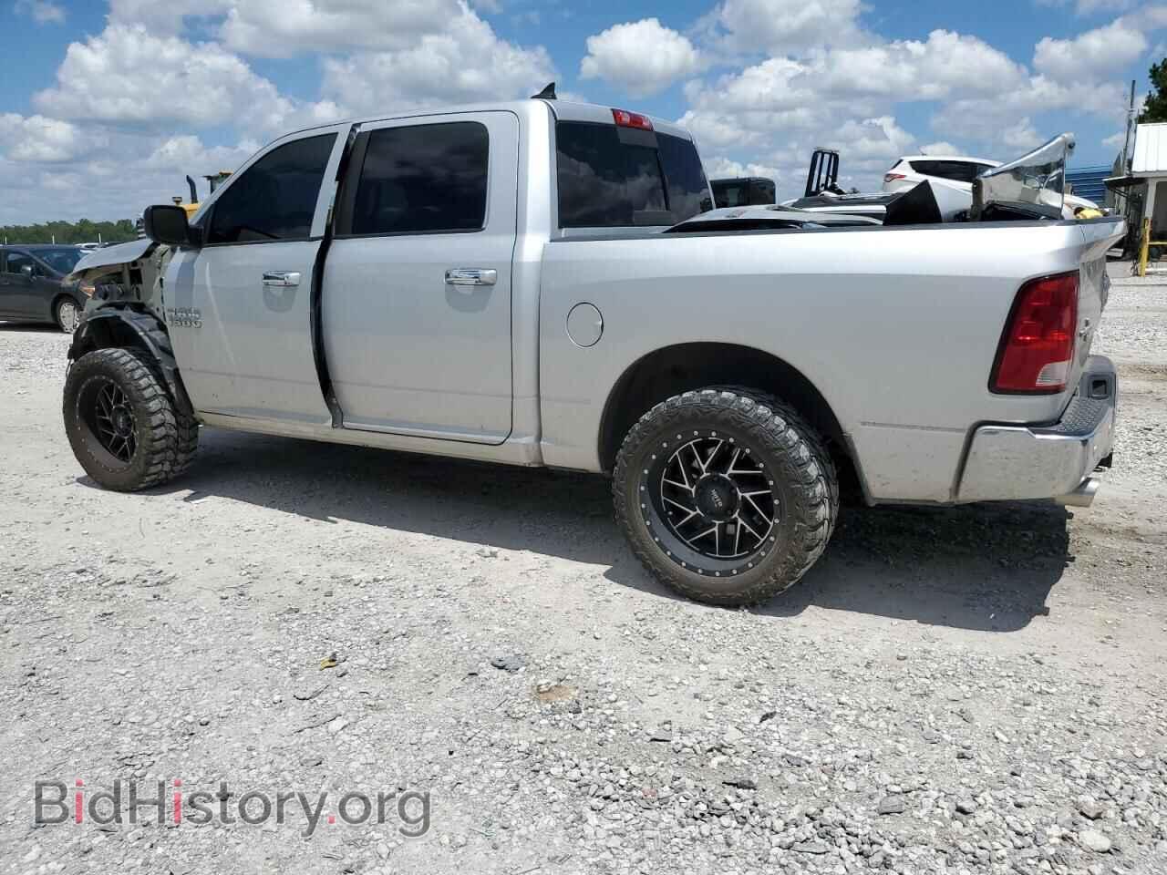 2016 RAM 1500 - VIN: 1C6RR7LT0GS400397 - Фото 2