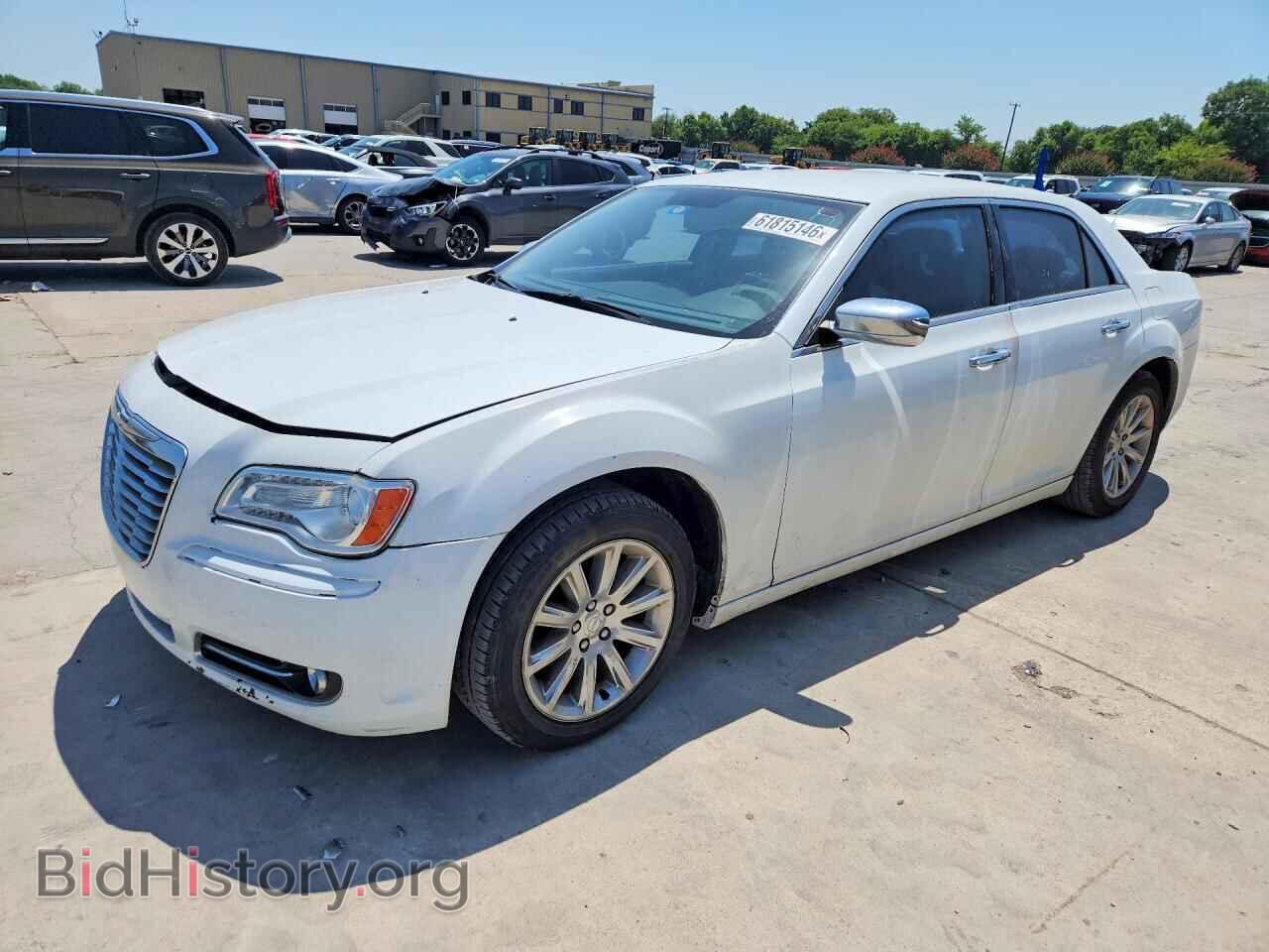 Фотография 2C3CCACG8CH243062 - CHRYSLER 300 2012