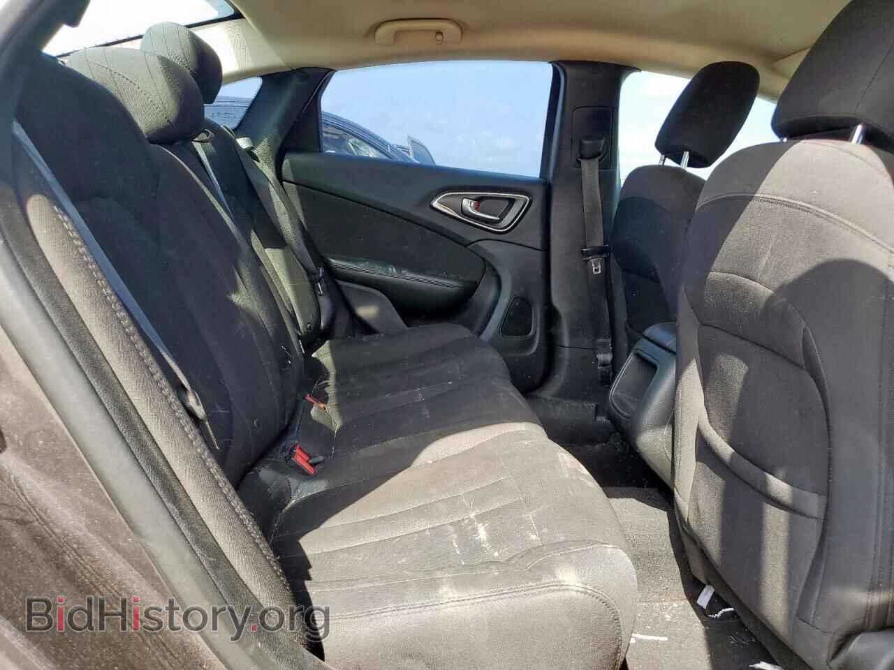 2015 CHRYSLER 200 - VIN: 1C3CCCAB5FN748037 - Фото 10