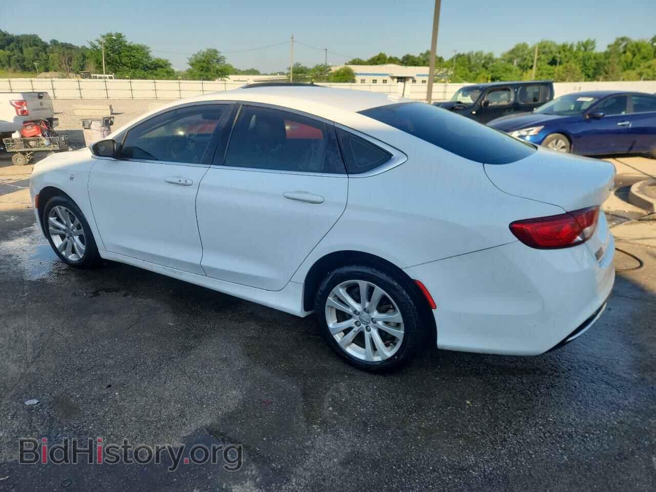 2015 CHRYSLER 200 - VIN: 1C3CCCAB1FN743336 - Фото 2