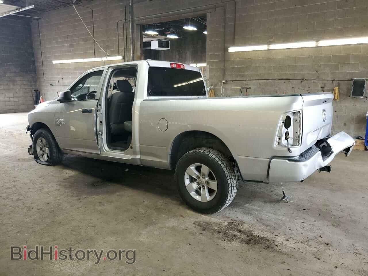 2019 RAM 1500 - VIN: 1C6RR6FG6KS500215 - Фото 2