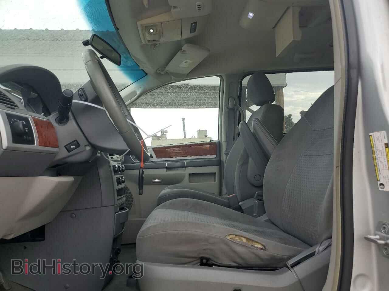 2009 CHRYSLER MINIVAN - VIN: 2A8HR54169R514701 - Фото 7