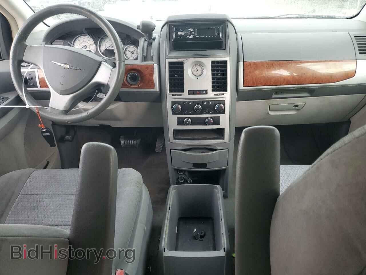 2009 CHRYSLER MINIVAN - VIN: 2A8HR54169R514701 - Фото 8