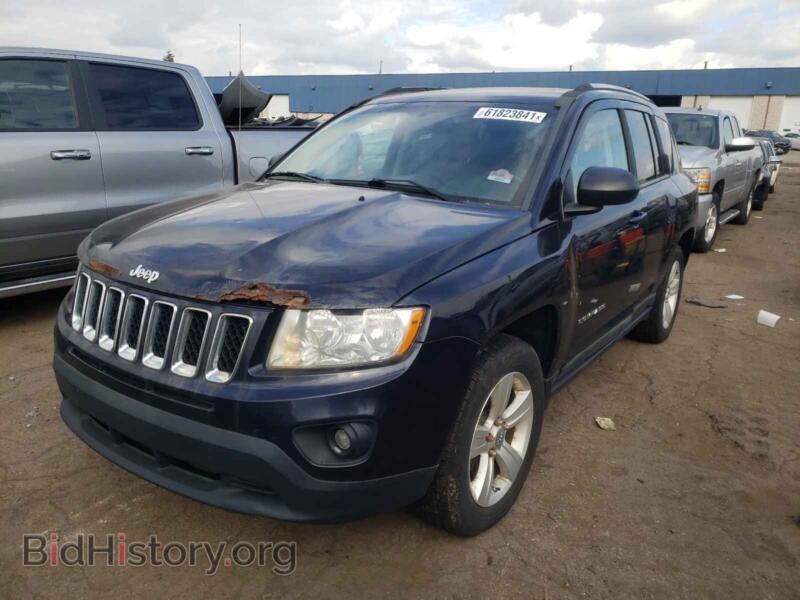 2011 Jeep COMPASS (VIN 1J4NF1FB9BD145398) — фото 2 из 10