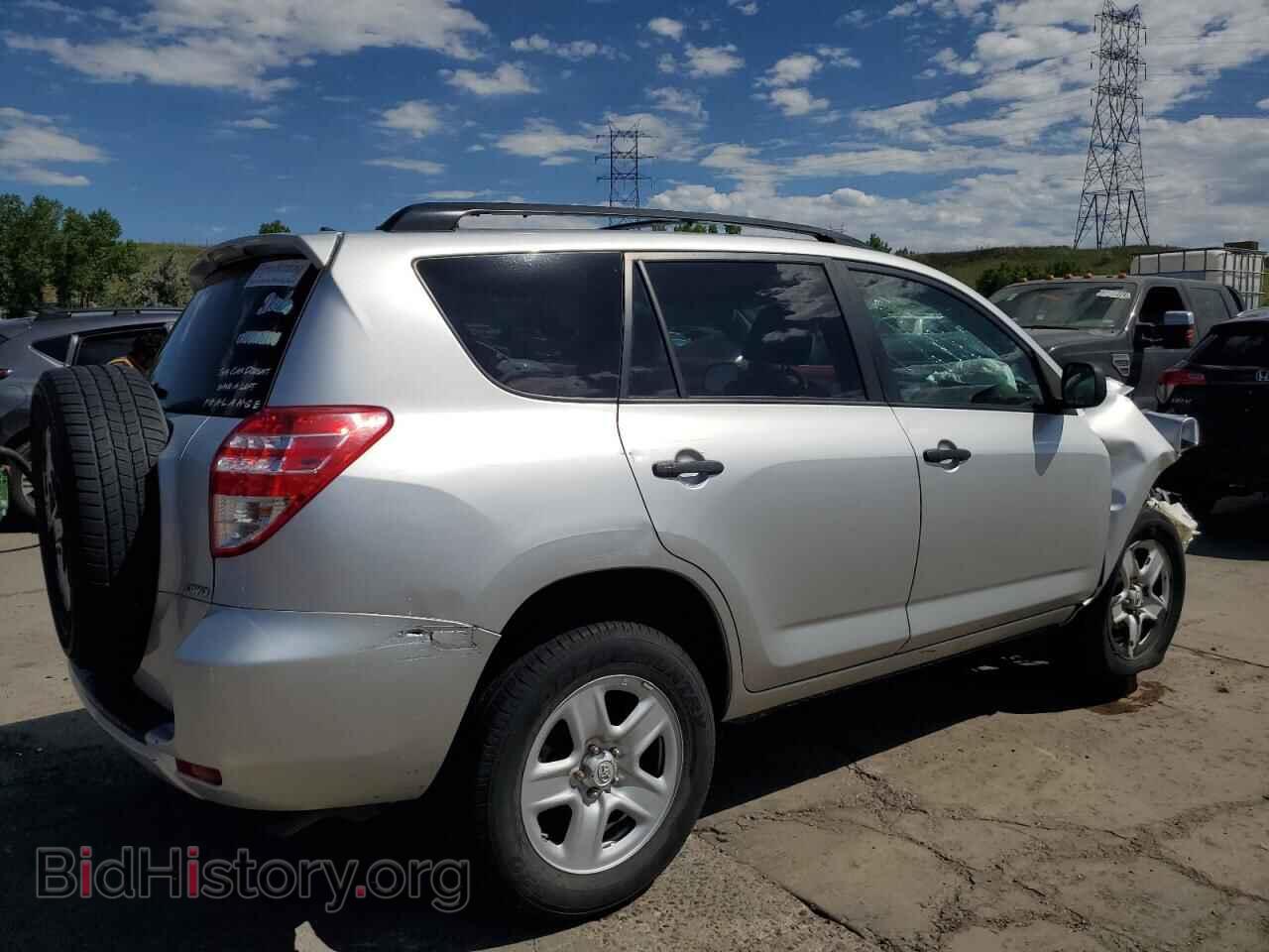 2011 TOYOTA RAV4 - VIN: 2T3BF4DV8BW086032 - Фото 3
