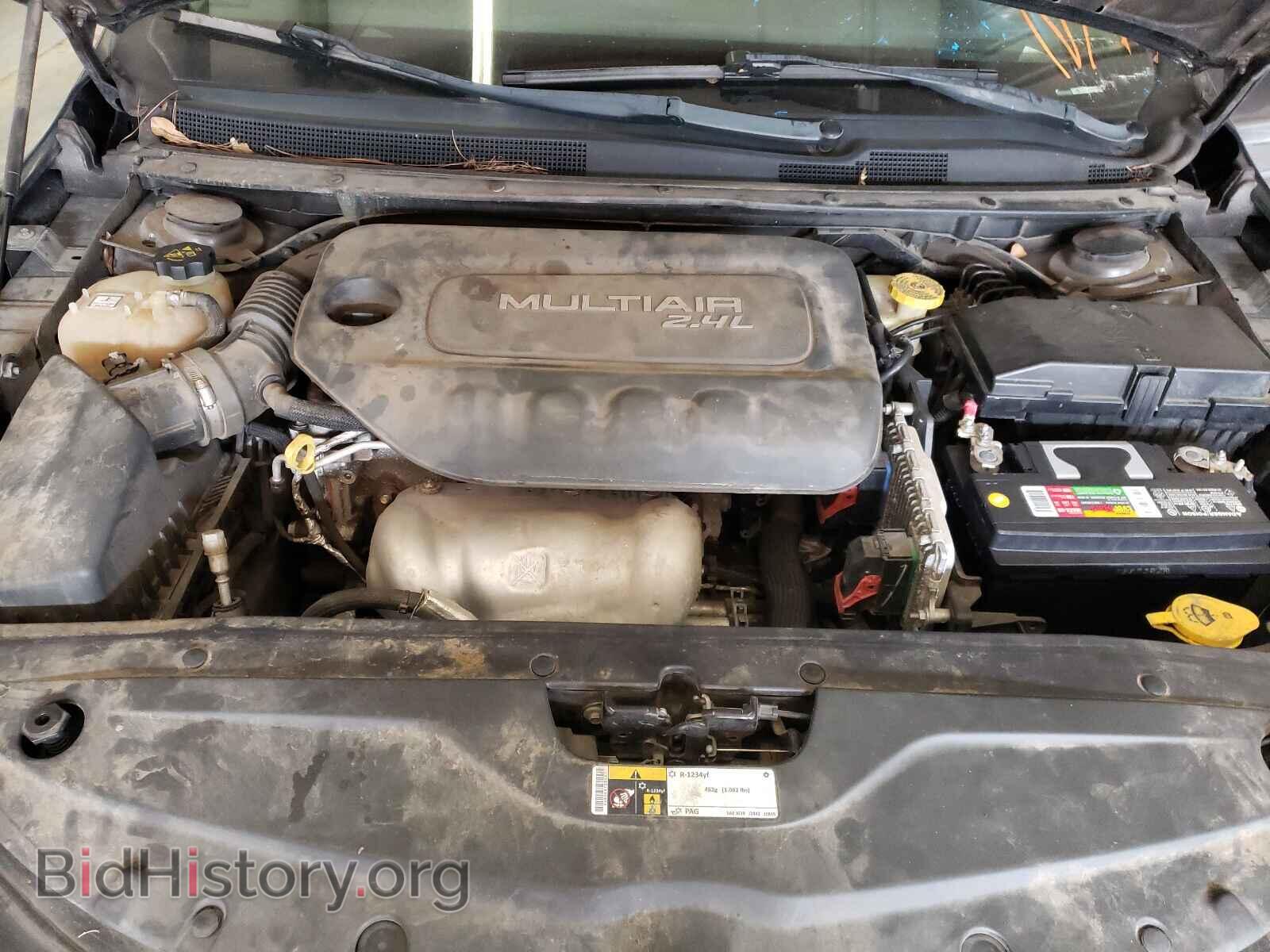 2016 CHRYSLER 200 - VIN: 1C3CCCAB0GN137267 - Фото 6