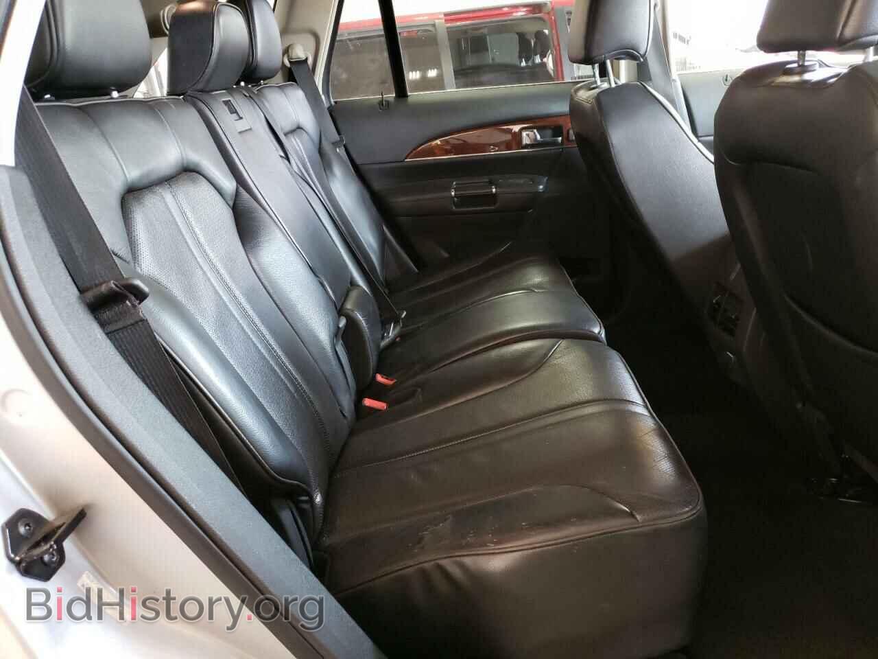2011 LINCOLN MKX - VIN: 2LMDJ8JK2BBJ06268 - Photo 6