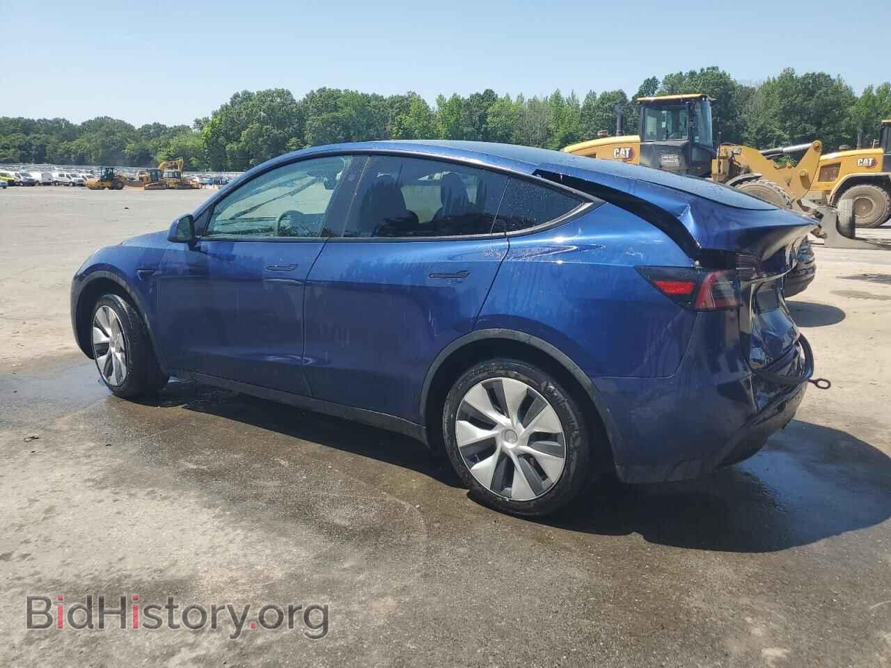 2024 TESLA MODEL Y - VIN: 7SAYGDED8RF002498 - Фото 2