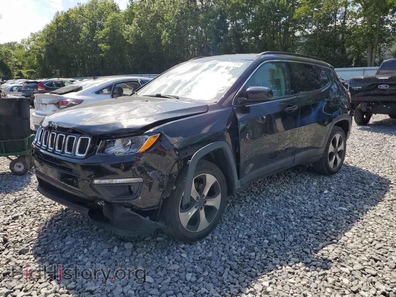 Photo 3C4NJDBBXHT667763 - JEEP COMPASS 2017