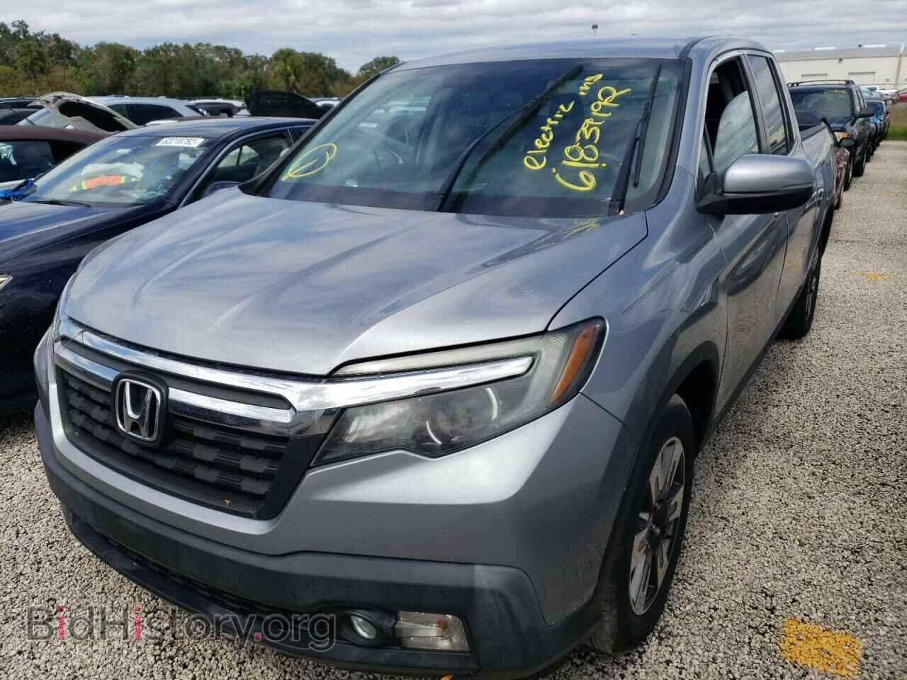 2017 HONDA RIDGELINE - VIN: 5FPYK2F68HB006458 - Фото 2