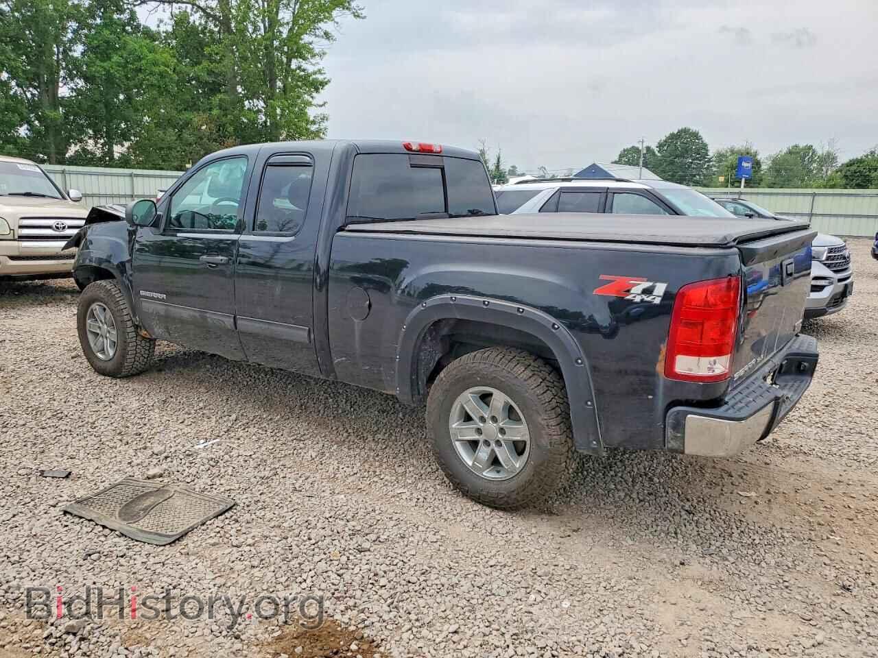 2013 GMC SIERRA - VIN: 1GTR2VE71DZ278024 - Photo 2