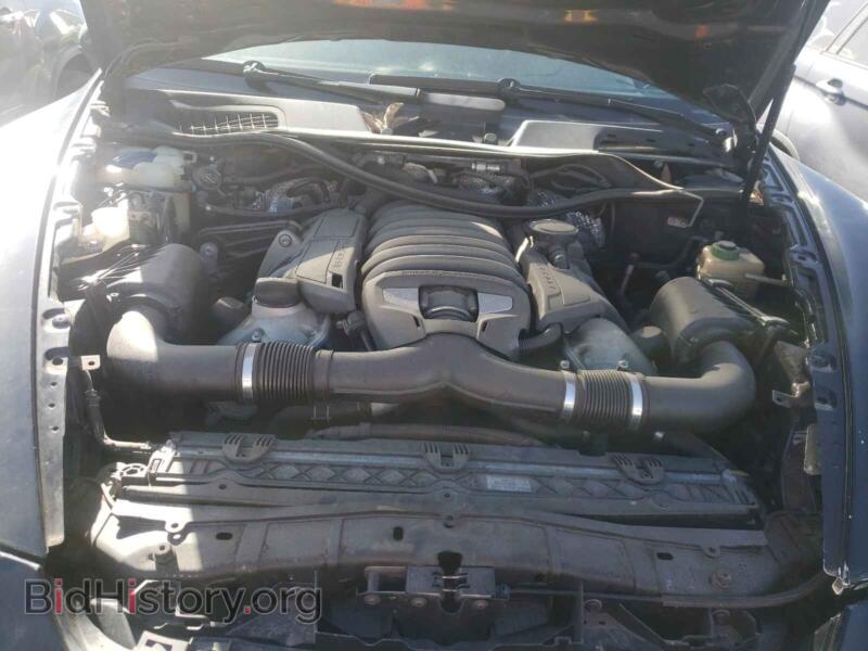2011 Porsche CAYENNE (VIN WP1AB2A25BLA43100) — photo 7 of 10