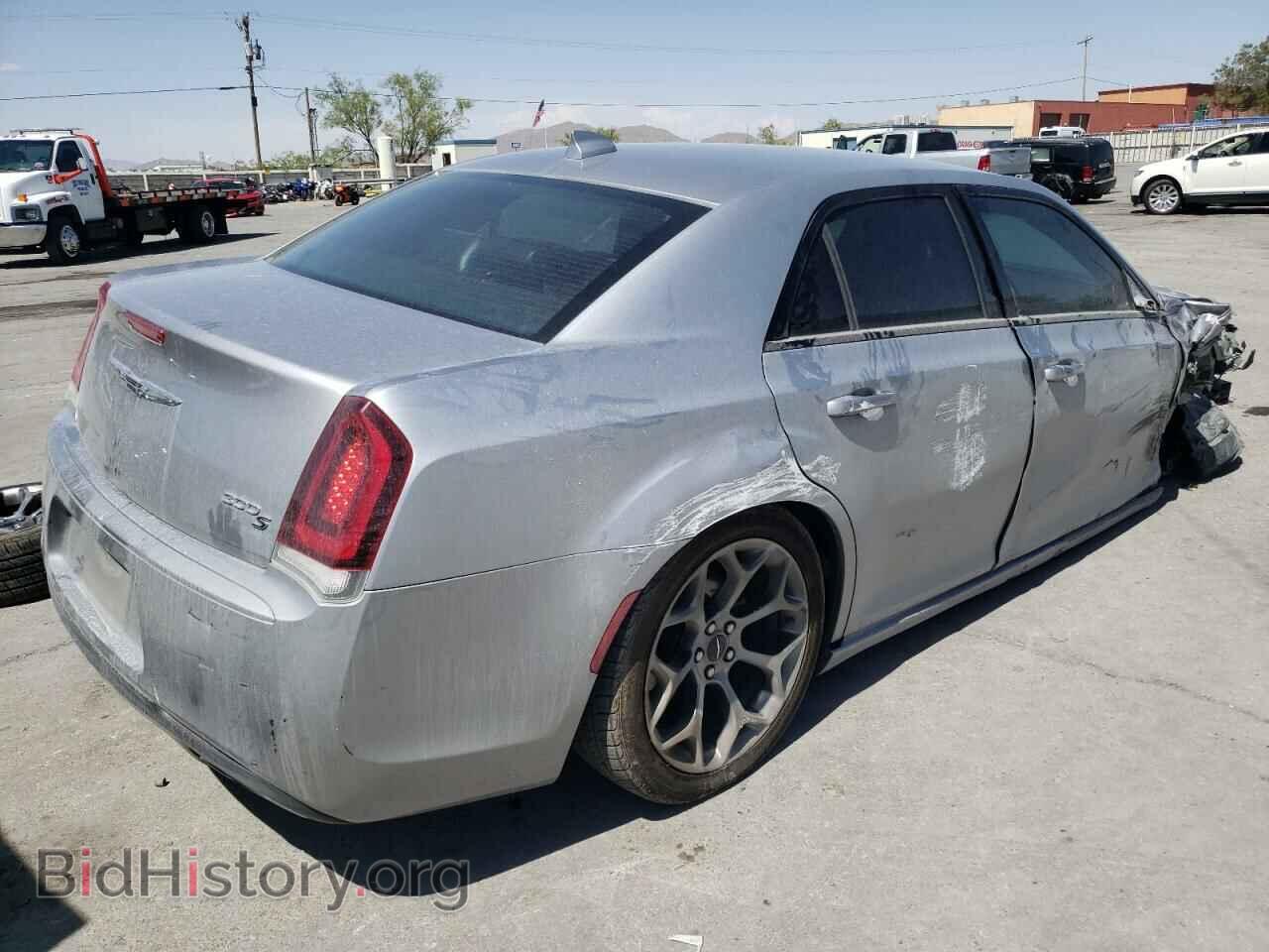 2017 CHRYSLER 300 - VIN: 2C3CCABG2HH663702 - Фото 3