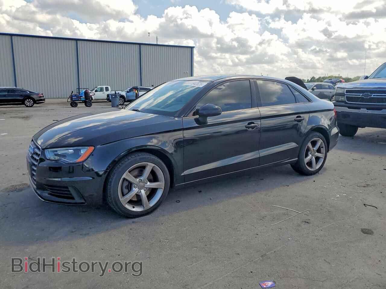 Фотография WAUA7GFF6G1010859 - AUDI A3 2016