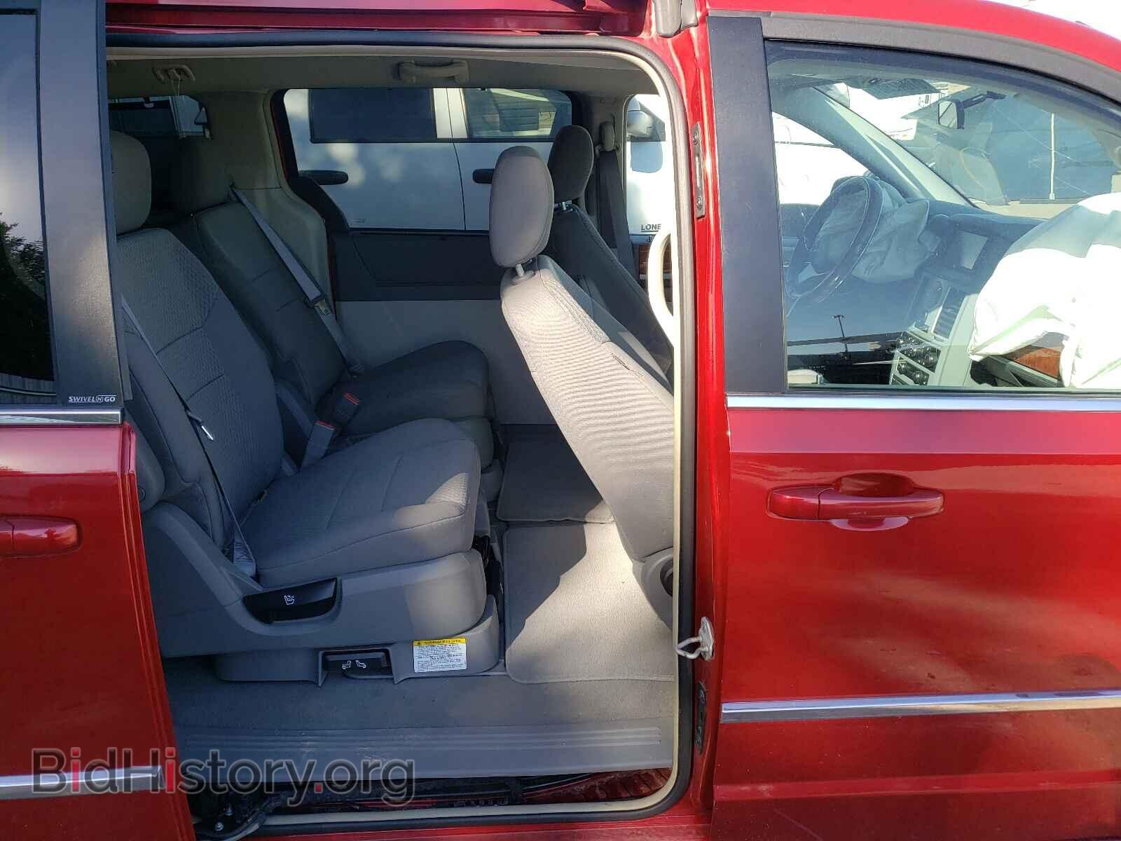 2009 CHRYSLER MINIVAN - VIN: 2A8HR54119R567726 - Фото 6