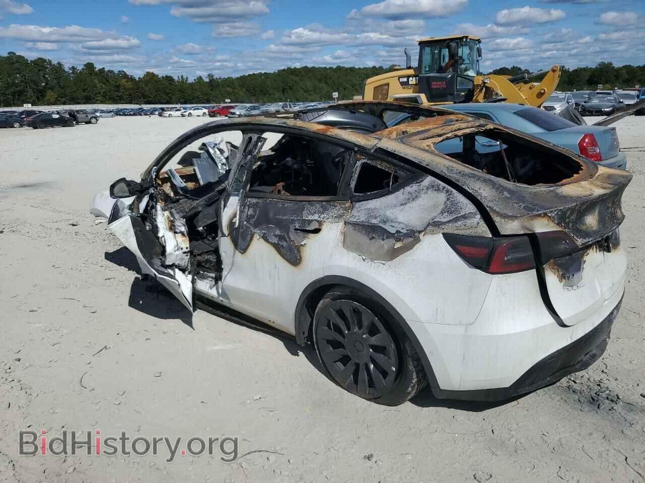 2022 TESLA MODEL Y - VIN: 7SAYGDEE1NF385798 - Фото 3