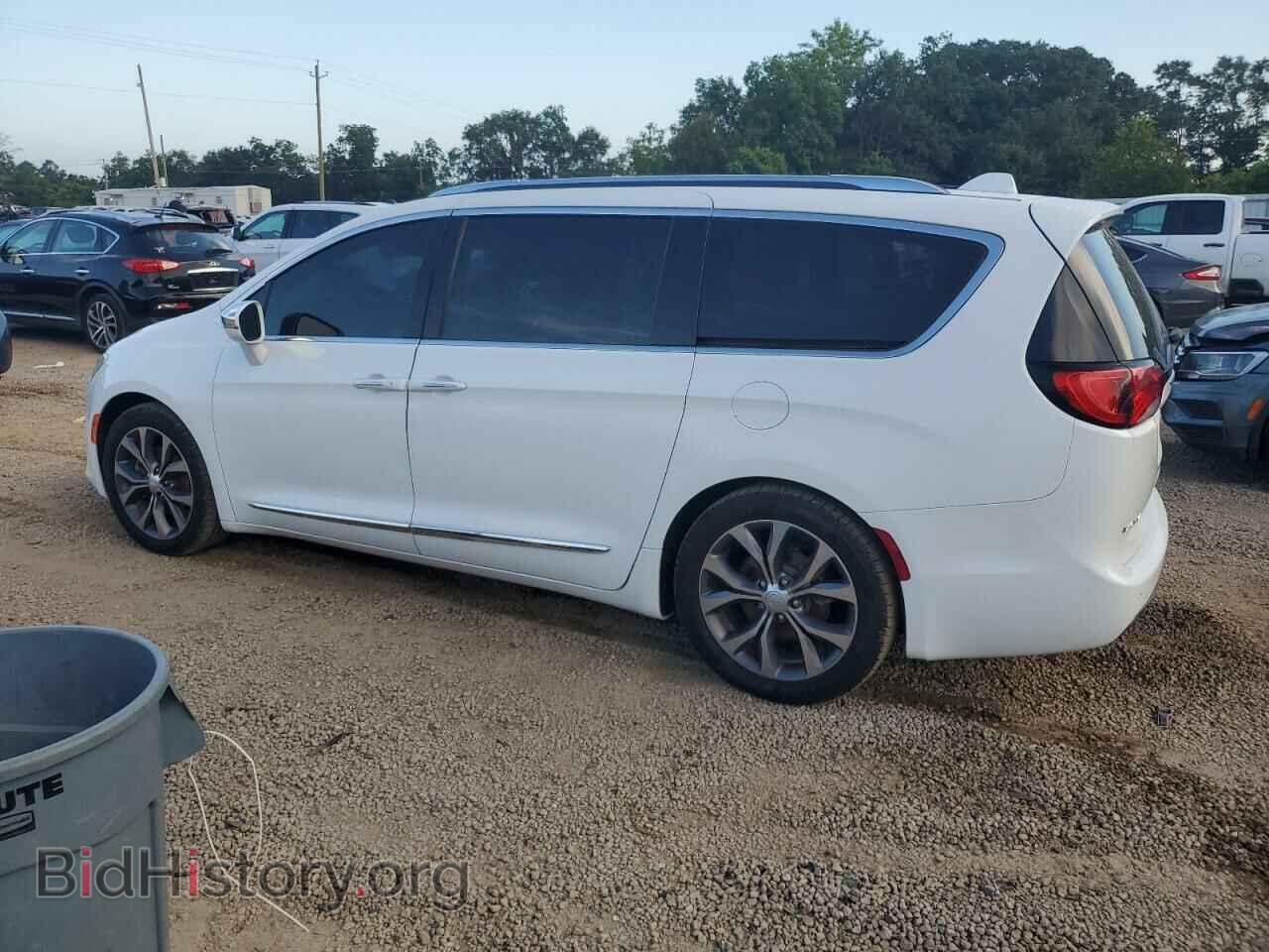 2017 CHRYSLER PACIFICA - VIN: 2C4RC1GG8HR570045 - Фото 2