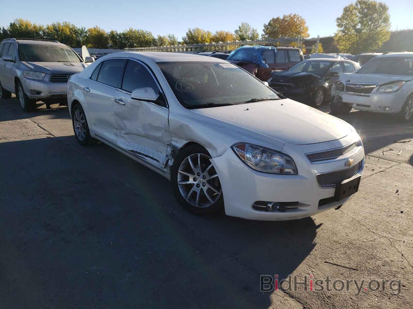 Photo 1G1ZE5E12BF110595 - CHEVROLET MALIBU 2011