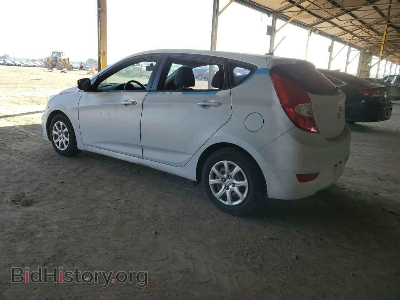 2014 HYUNDAI ACCENT - VIN: KMHCT5AE6EU141663 - Фото 2