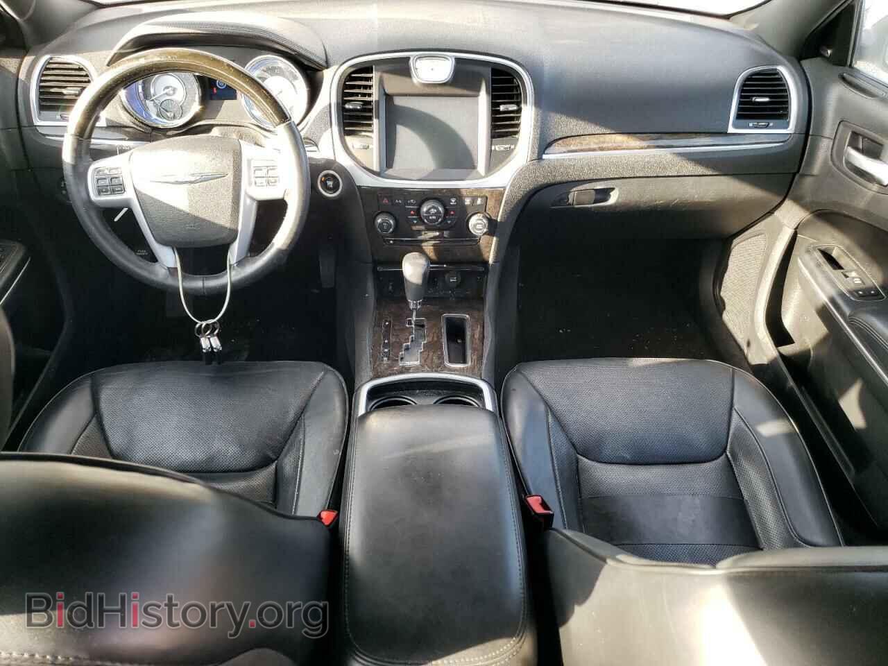 2014 CHRYSLER 300 - VIN: 2C3CCAET7EH109060 - Фото 8
