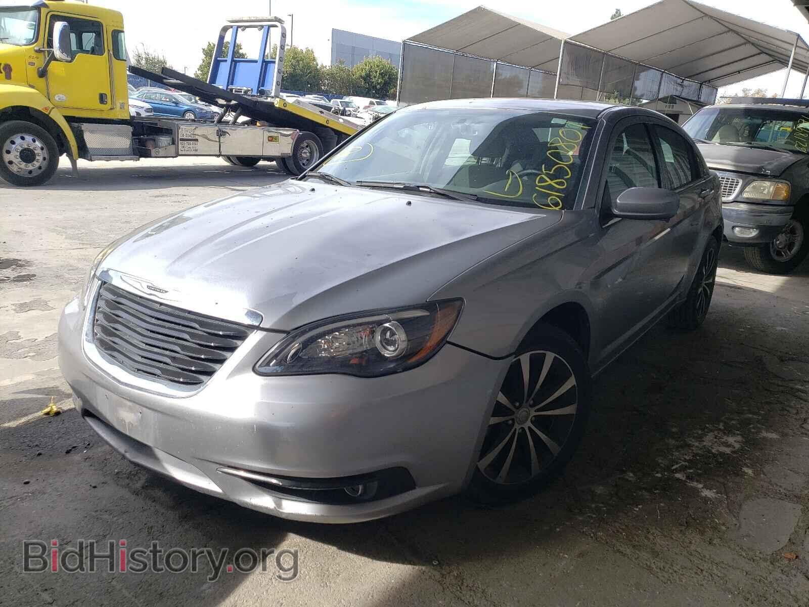 2013 CHRYSLER 200 - VIN: 1C3CCBBB7DN574669 - Фото 2