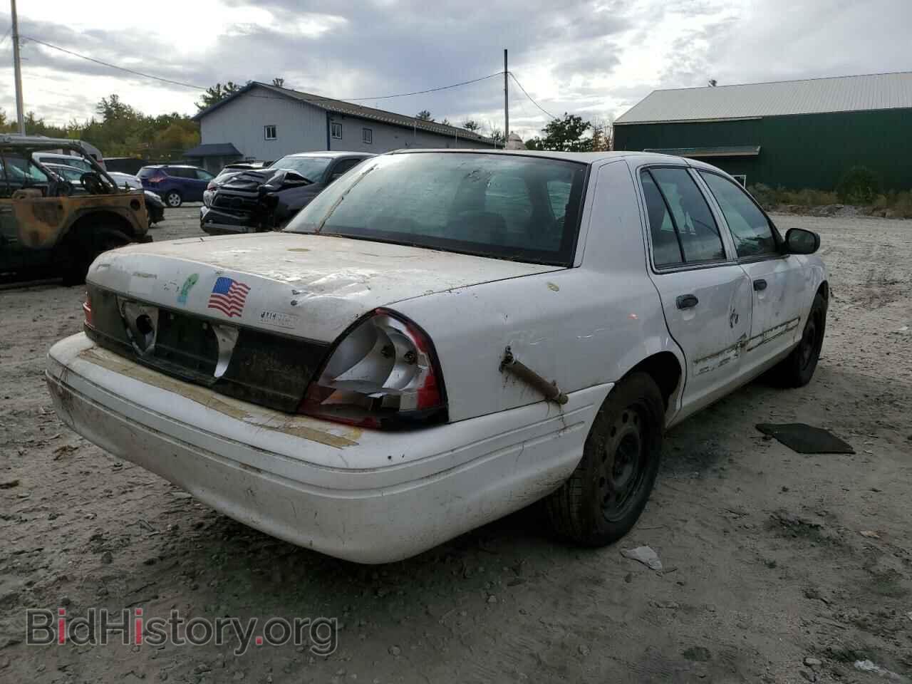 2011 FORD CROWN VIC - VIN: 2FABP7BV4BX180843 - Фото 4