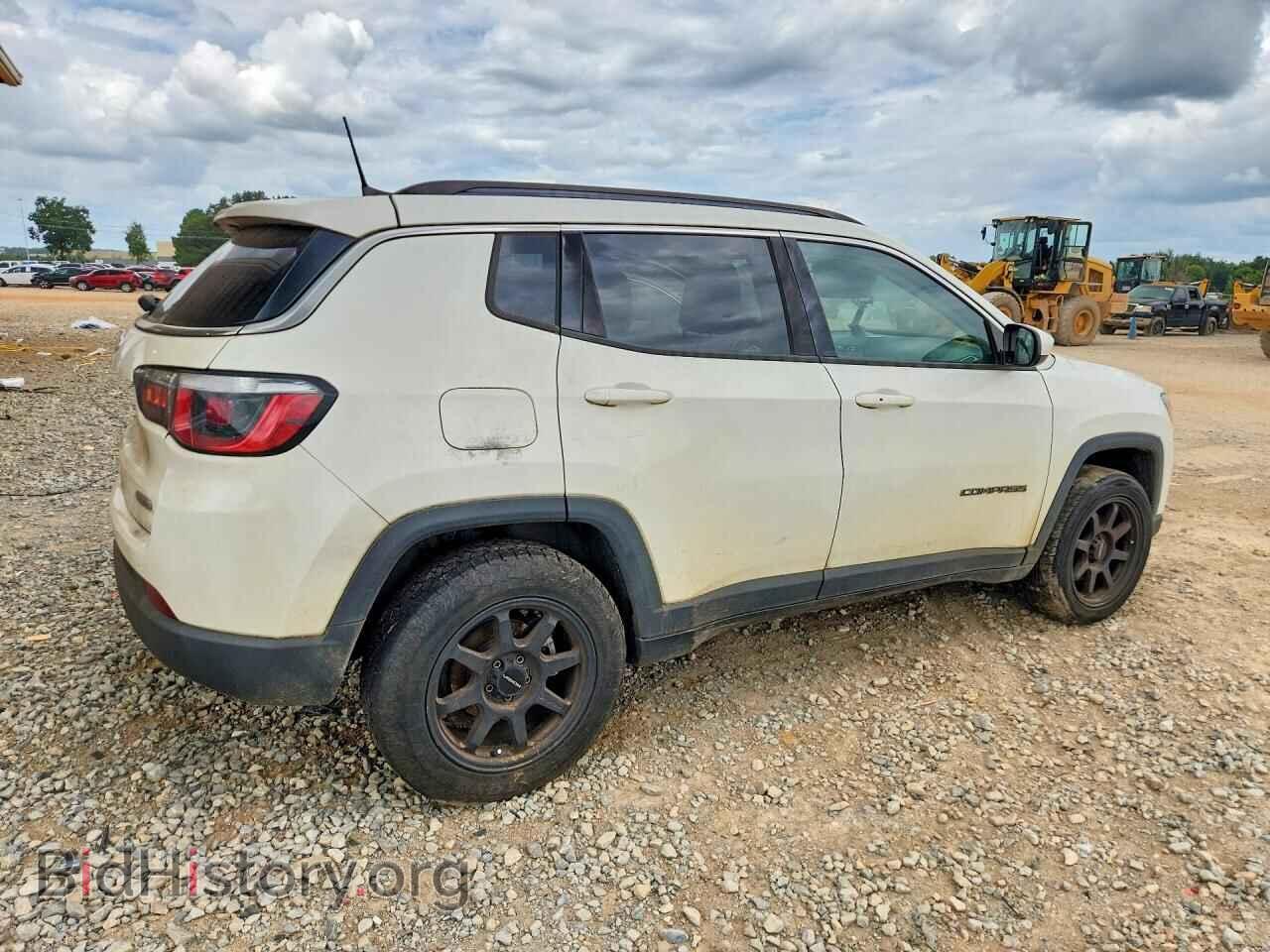 2018 JEEP COMPASS - VIN: 3C4NJDBB4JT207214 - Фото 3