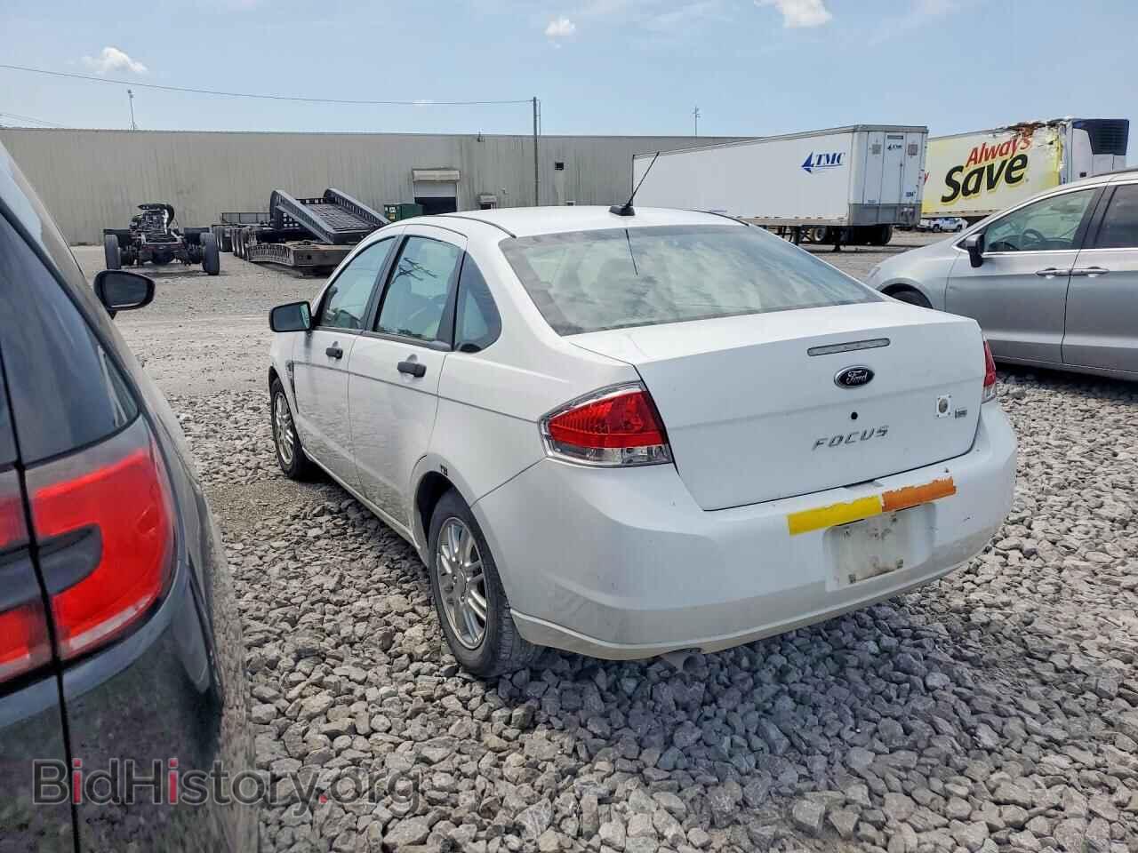 2008 FORD FOCUS - VIN: 1FAHP35N18W182665 - Photo 2