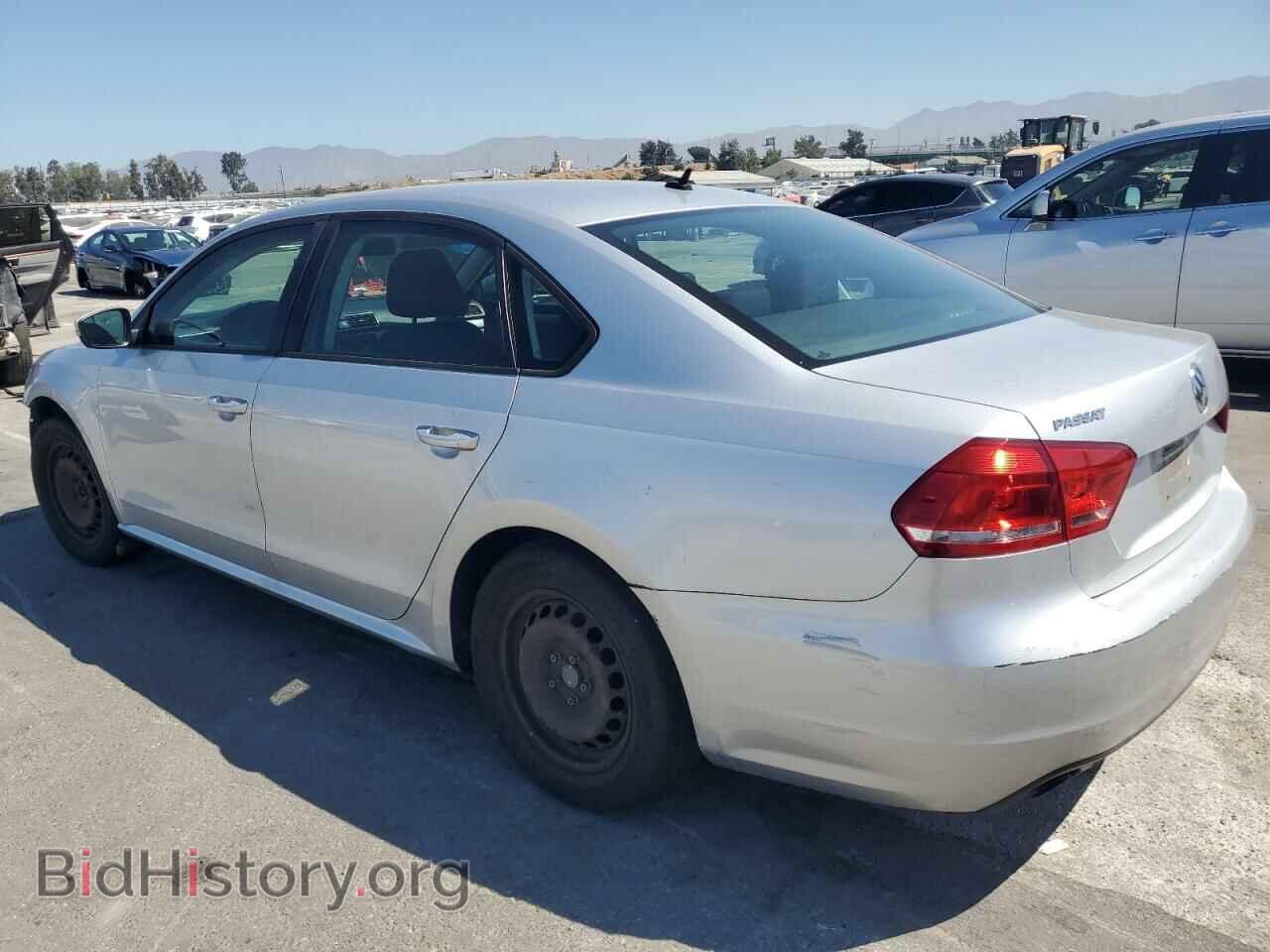 2014 VOLKSWAGEN PASSAT - VIN: 1VWAT7A3XEC085719 - Фото 2