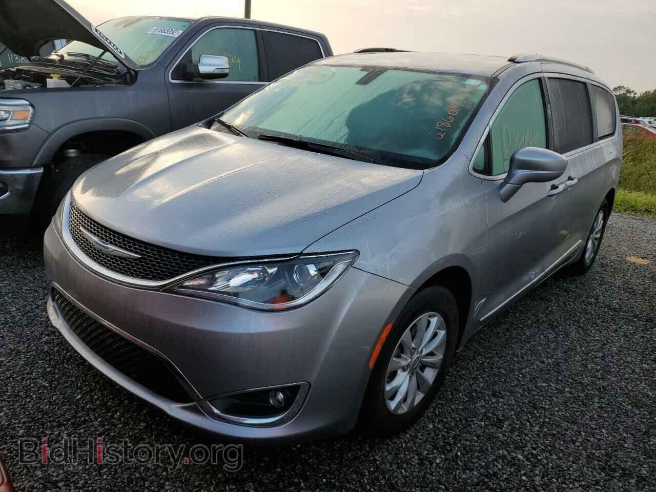 2018 CHRYSLER PACIFICA - VIN: 2C4RC1BG2JR316375 - Photo 2