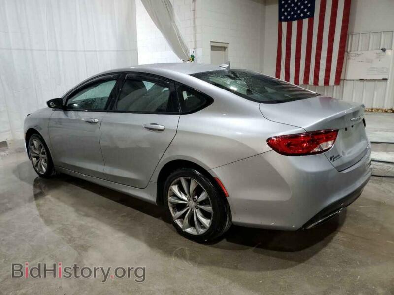 2016 Chrysler 200 (VIN 1C3CCCBB4GN117666) — photo 2 of 14