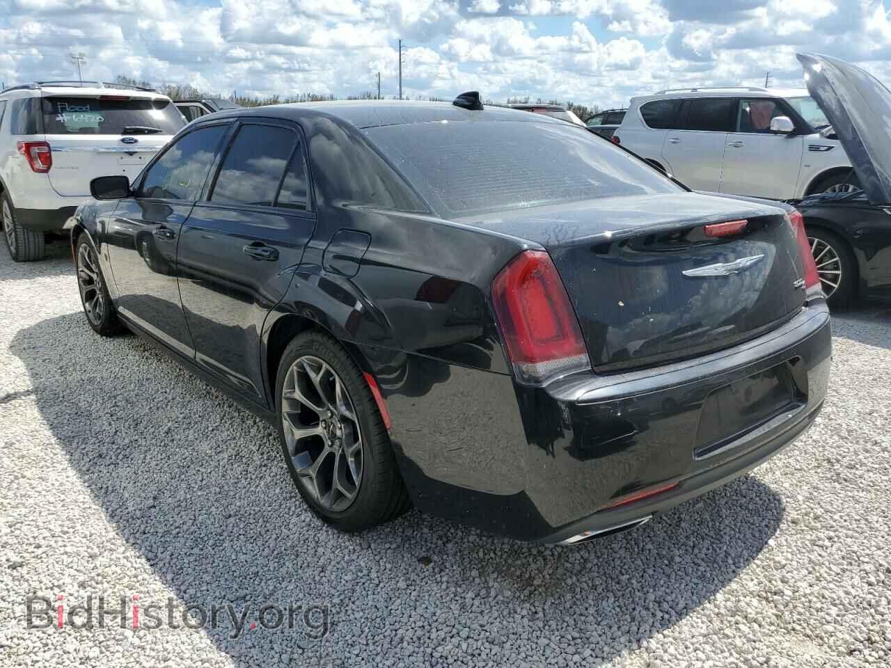 2017 CHRYSLER 300 - VIN: 2C3CCABG5HH584489 - Фото 3
