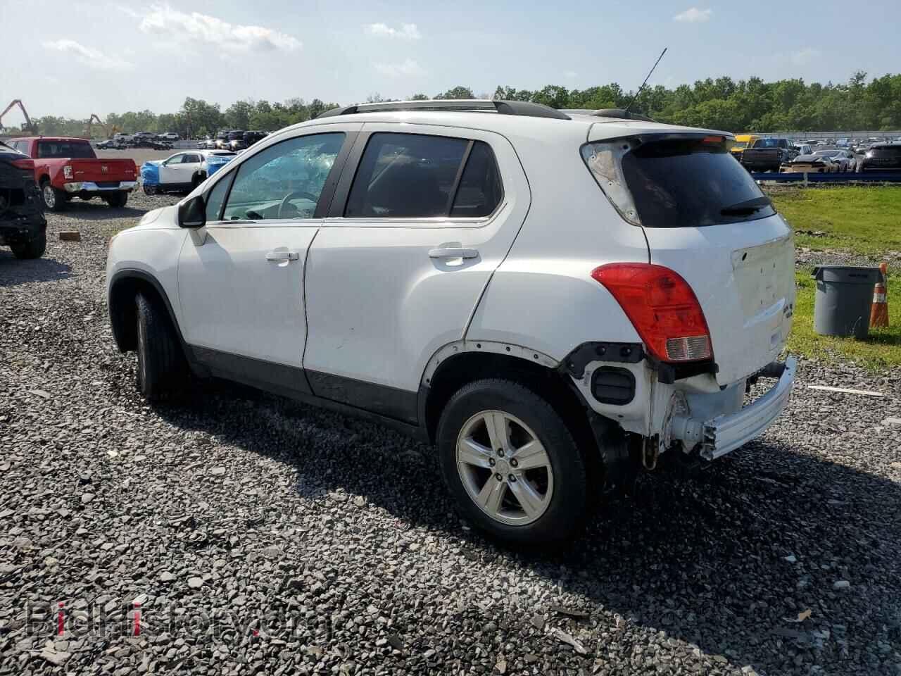 2016 CHEVROLET TRAX - VIN: 3GNCJPSB5GL174846 - Фото 2