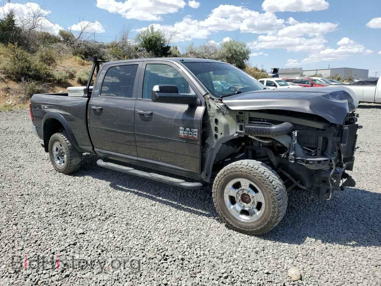 2018 RAM All Models - VIN: 3C6UR5CL3JG156452 - Photo 4