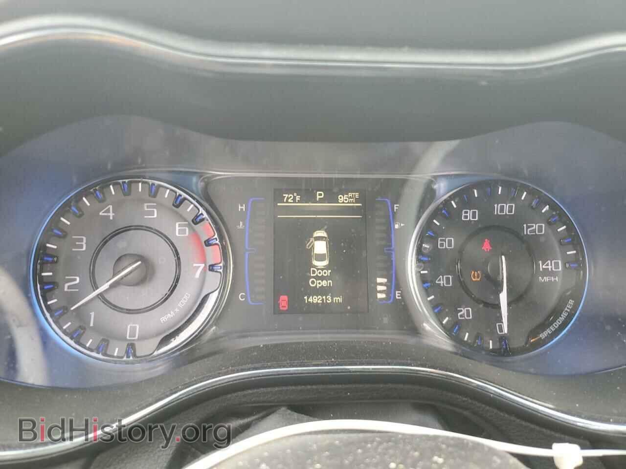 2016 CHRYSLER 200 - VIN: 1C3CCCBB8GN151237 - Фото 9