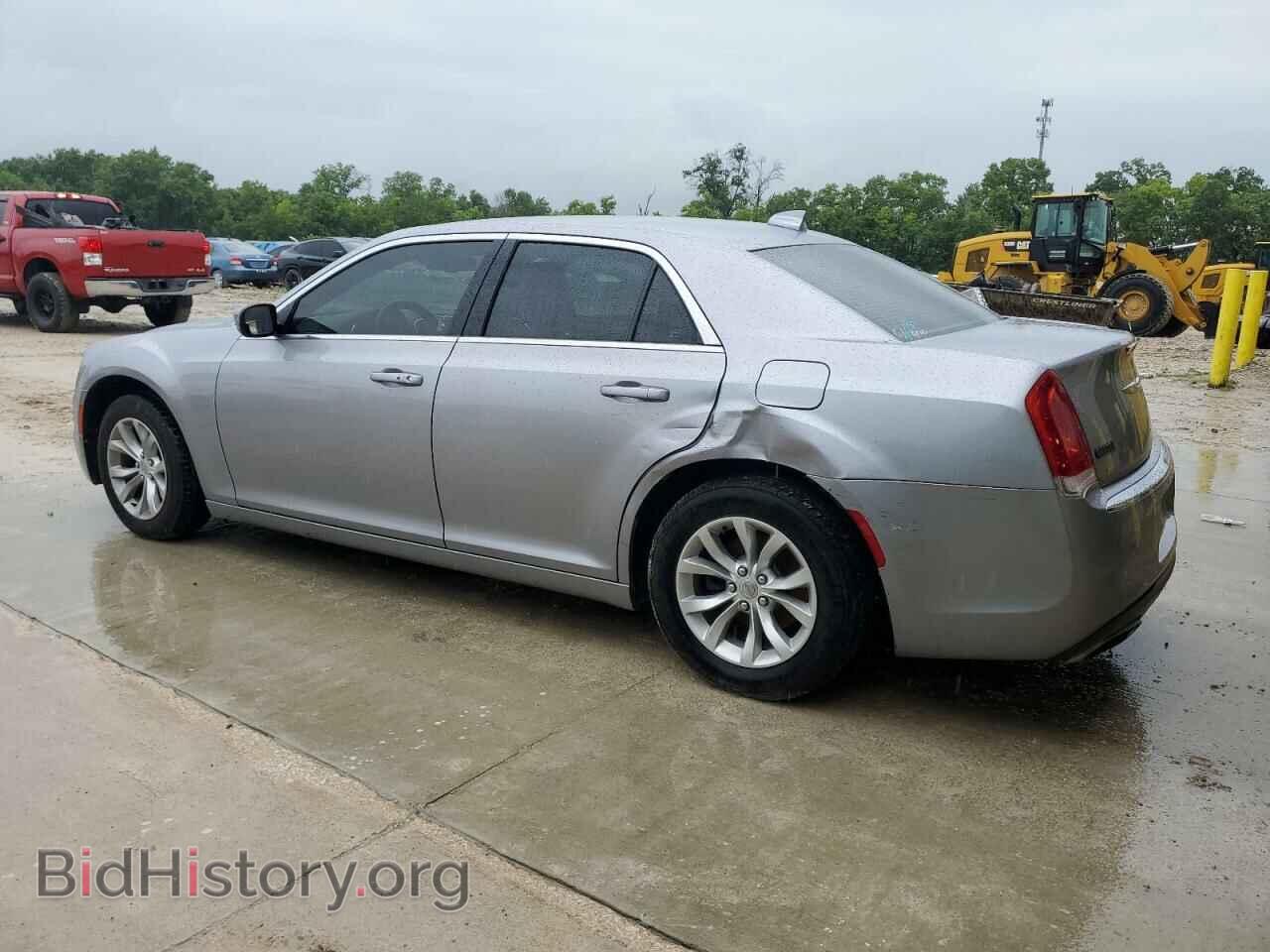 2015 CHRYSLER 300 - VIN: 2C3CCAAG6FH829072 - Фото 2