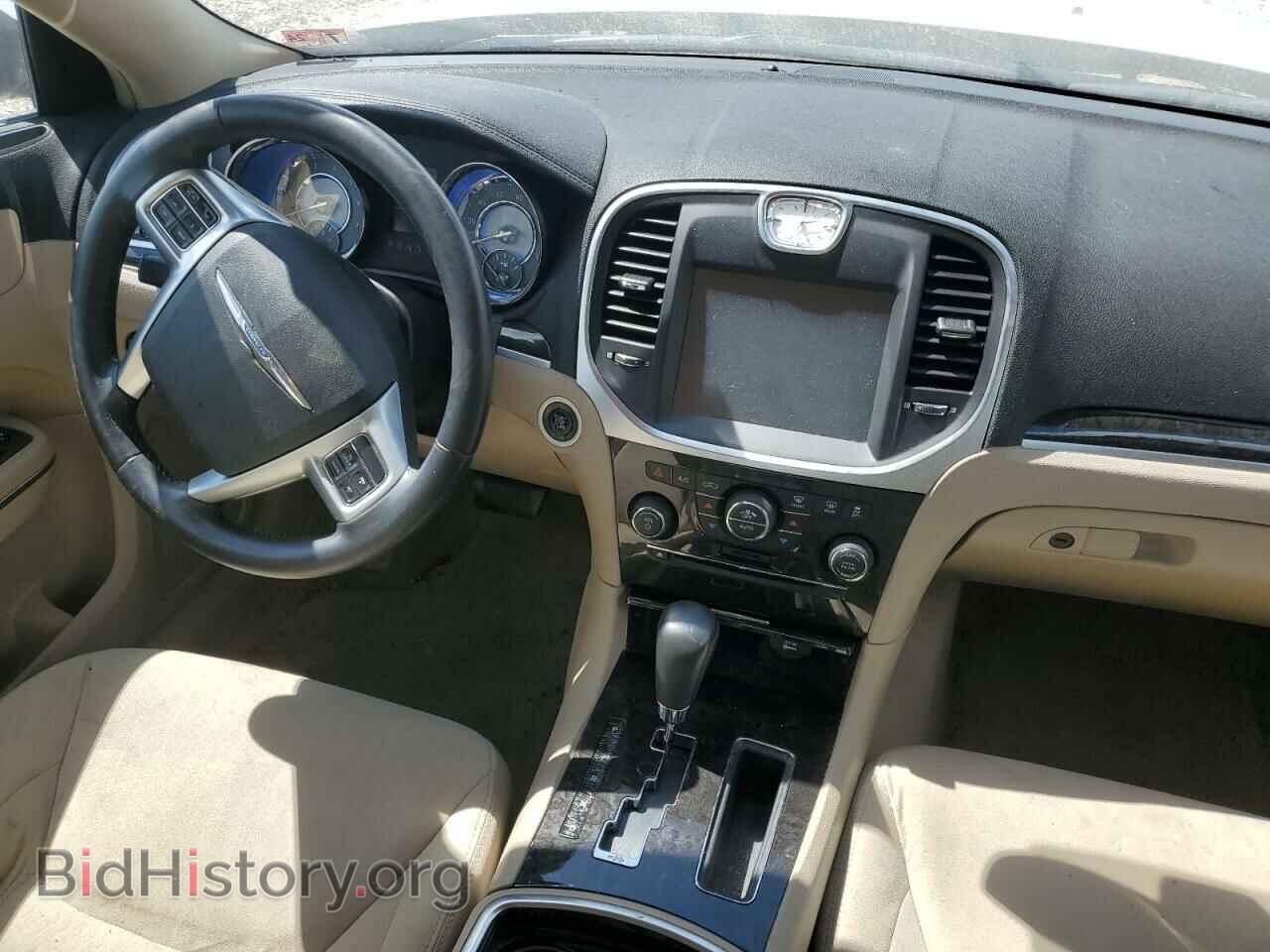 2011 CHRYSLER 300 - VIN: 2C3CA4CG3BH573679 - Фото 8