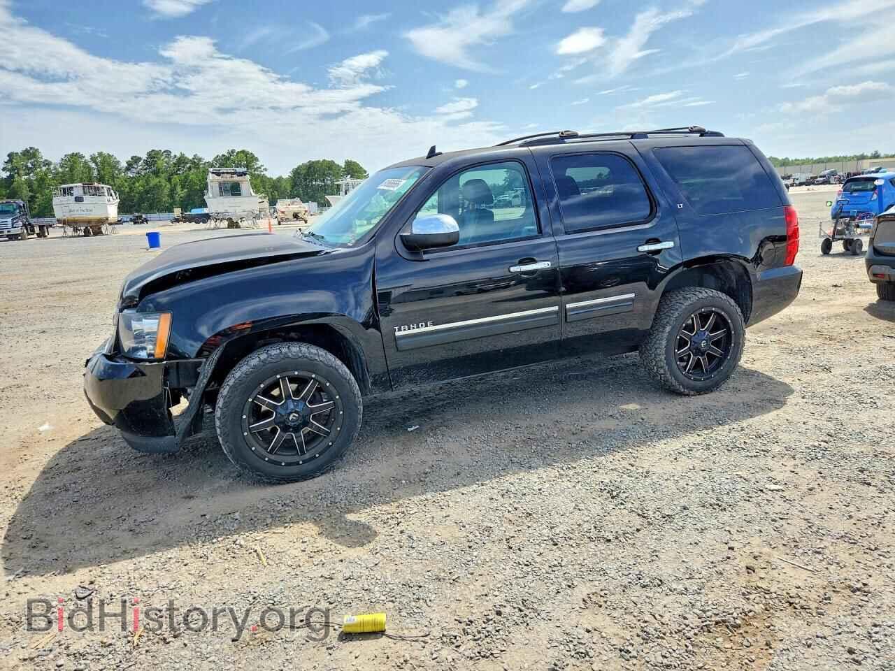 Фотография 1GNSKBE04DR298424 - CHEVROLET TAHOE 2013