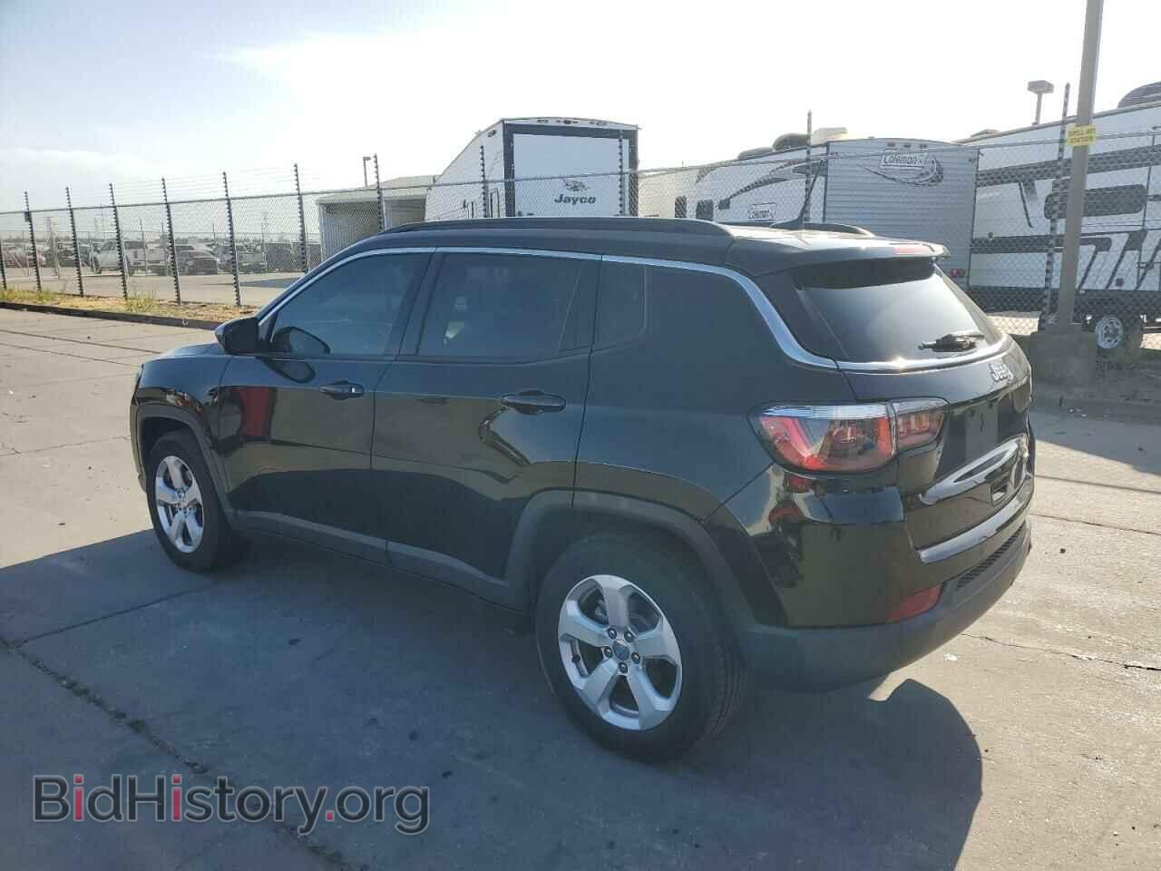 2018 JEEP COMPASS - VIN: 3C4NJCBB6JT285892 - Фото 2