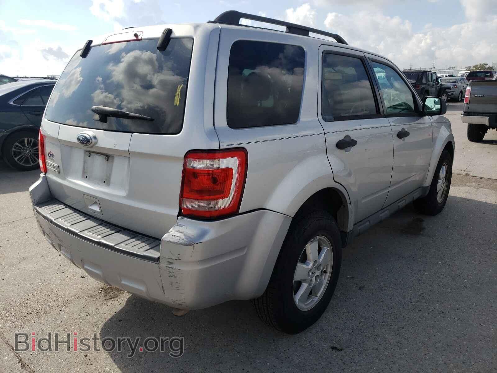 2010 FORD ESCAPE - VIN: 1FMCU9D72AKC28581 - Фото 4