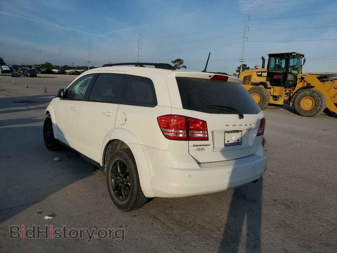 2020 DODGE JOURNEY - VIN: 3C4PDCAB2LT275431 - Фото 3