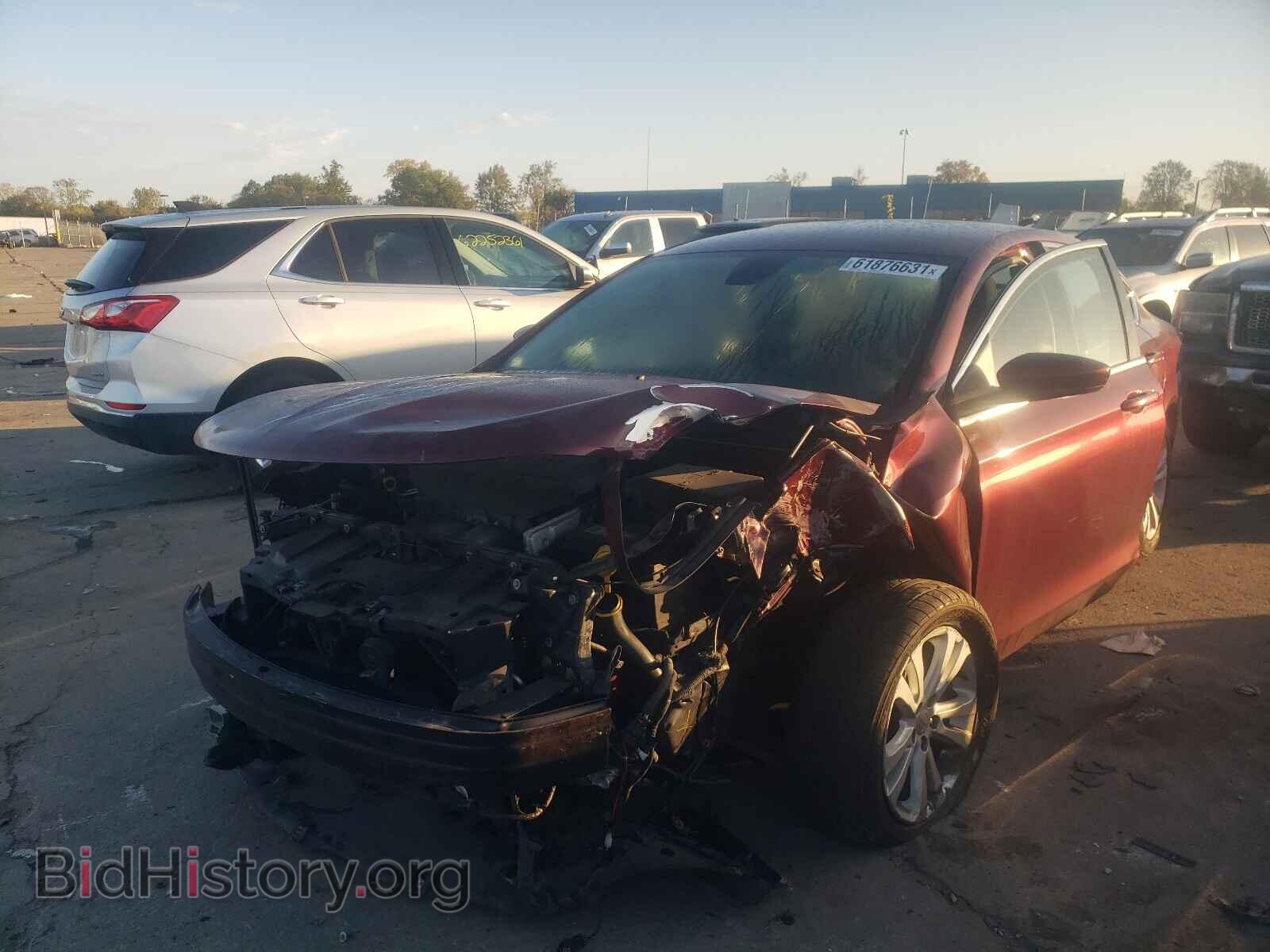 2015 CHRYSLER 200 - VIN: 1C3CCCAB5FN579282 - Photo 2