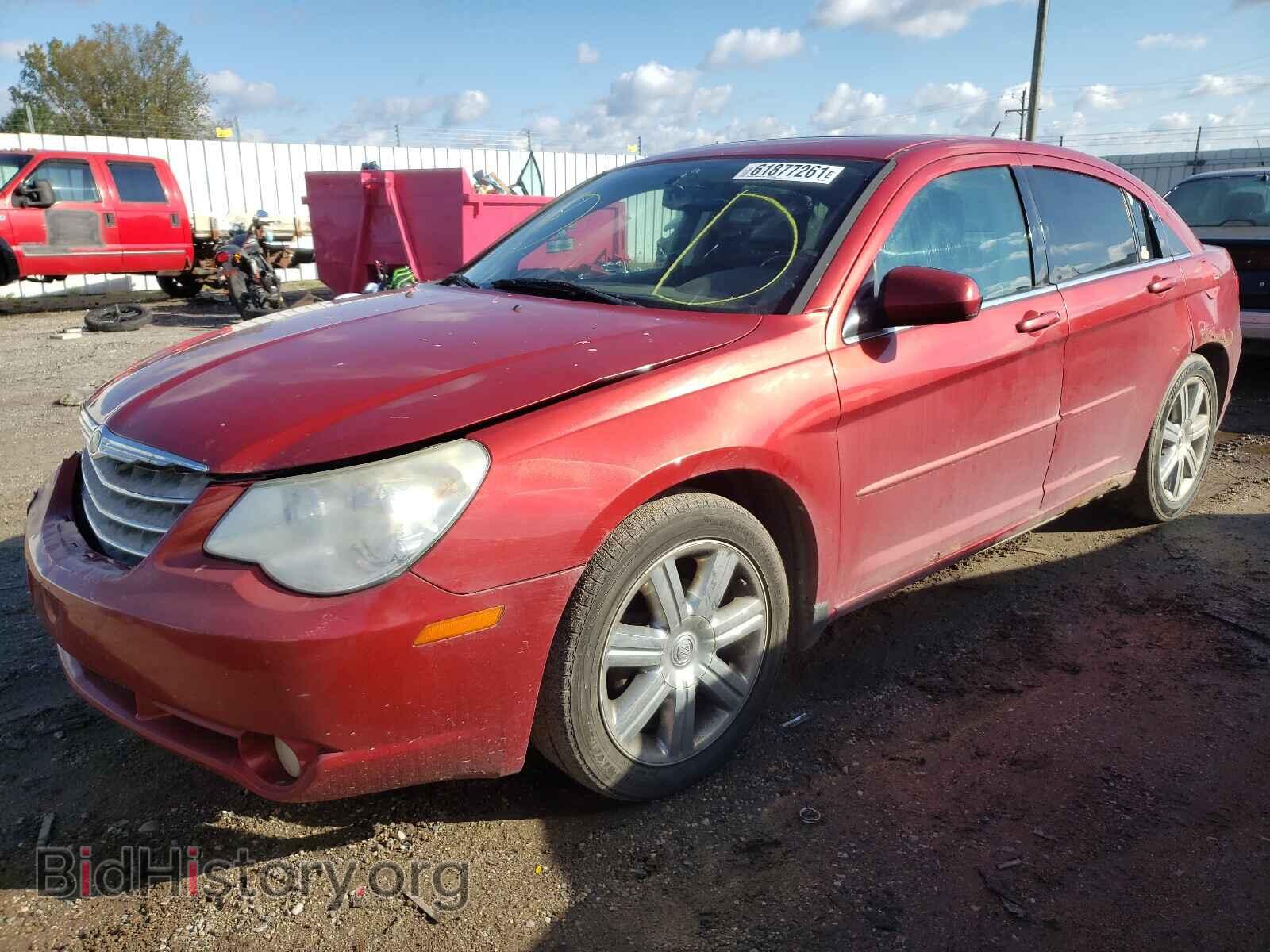 2010 CHRYSLER SEBRING - VIN: 1C3CC5FV6AN120320 - Фото 2
