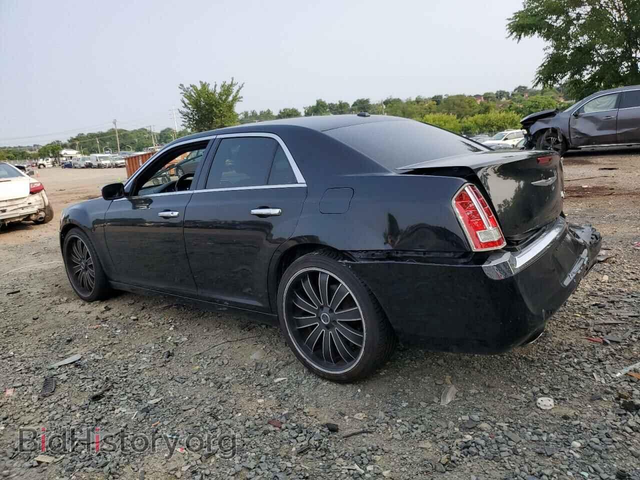 2013 CHRYSLER 300 - VIN: 2C3CCAEG3DH621562 - Фото 2