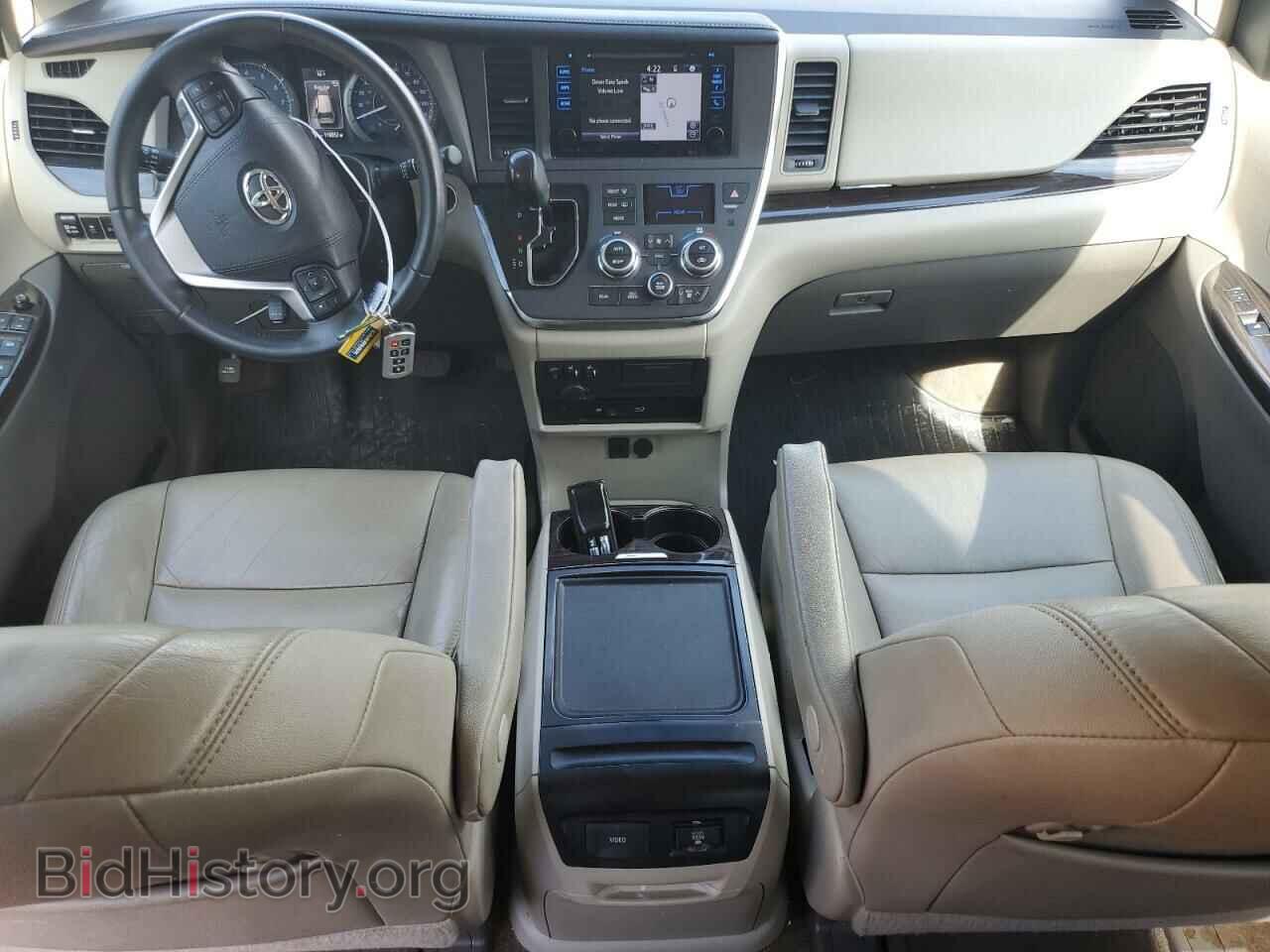 2017 TOYOTA All Models - VIN: 5TDYZ3DC7HS893131 - Фото 8