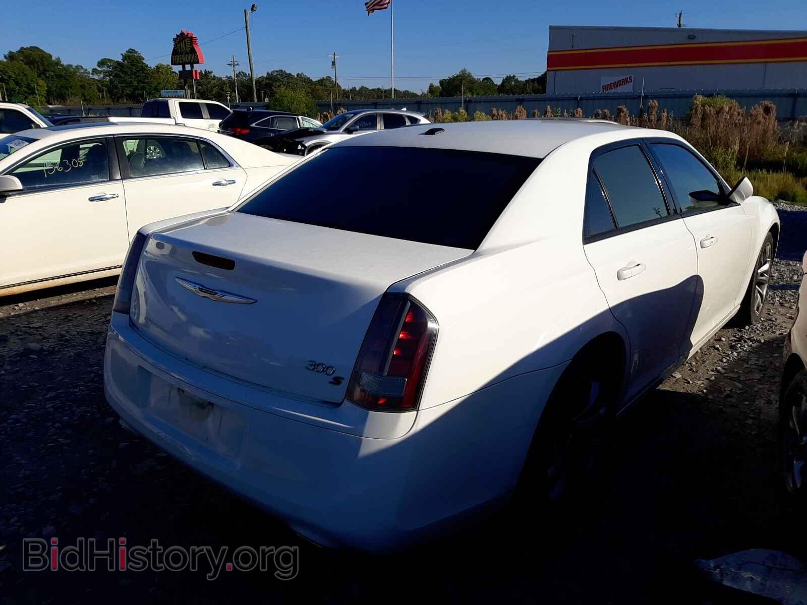 2014 CHRYSLER 300 - VIN: 2C3CCABG5EH336237 - Фото 4