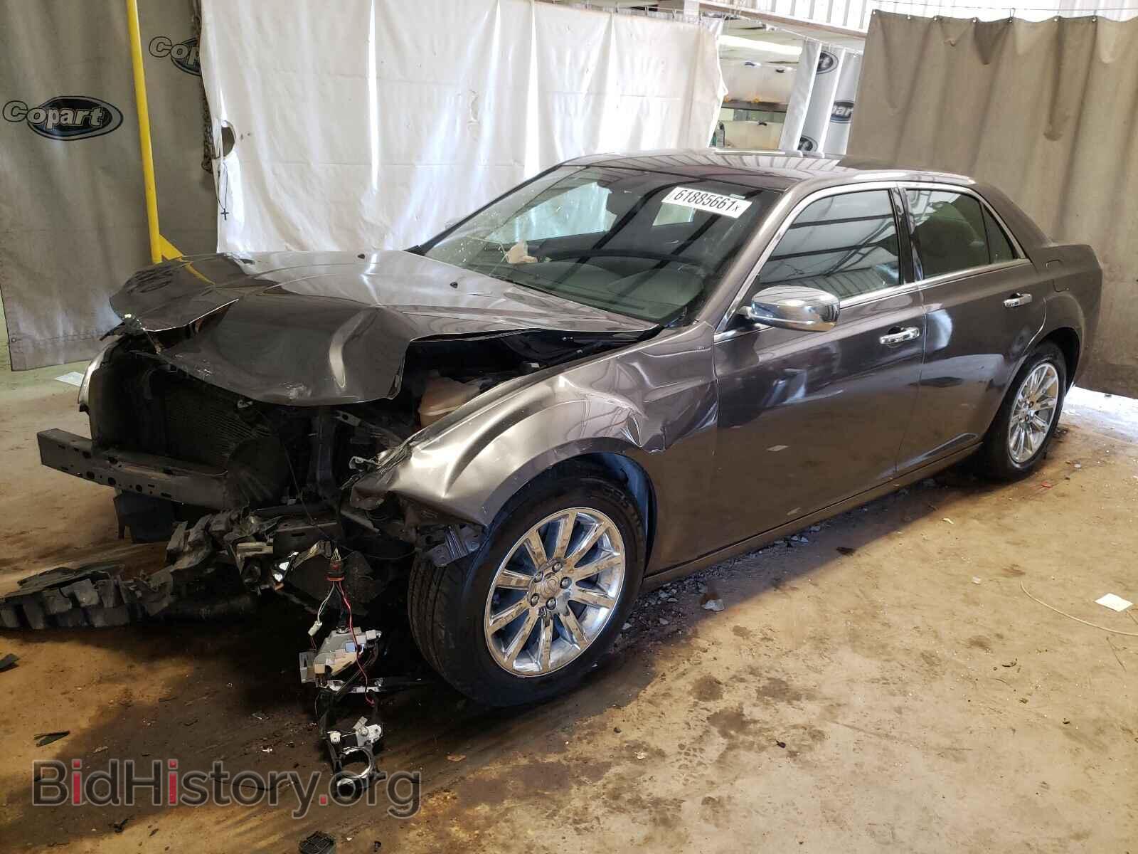 2013 CHRYSLER 300 - VIN: 2C3CCAET3DH675764 - Фото 2