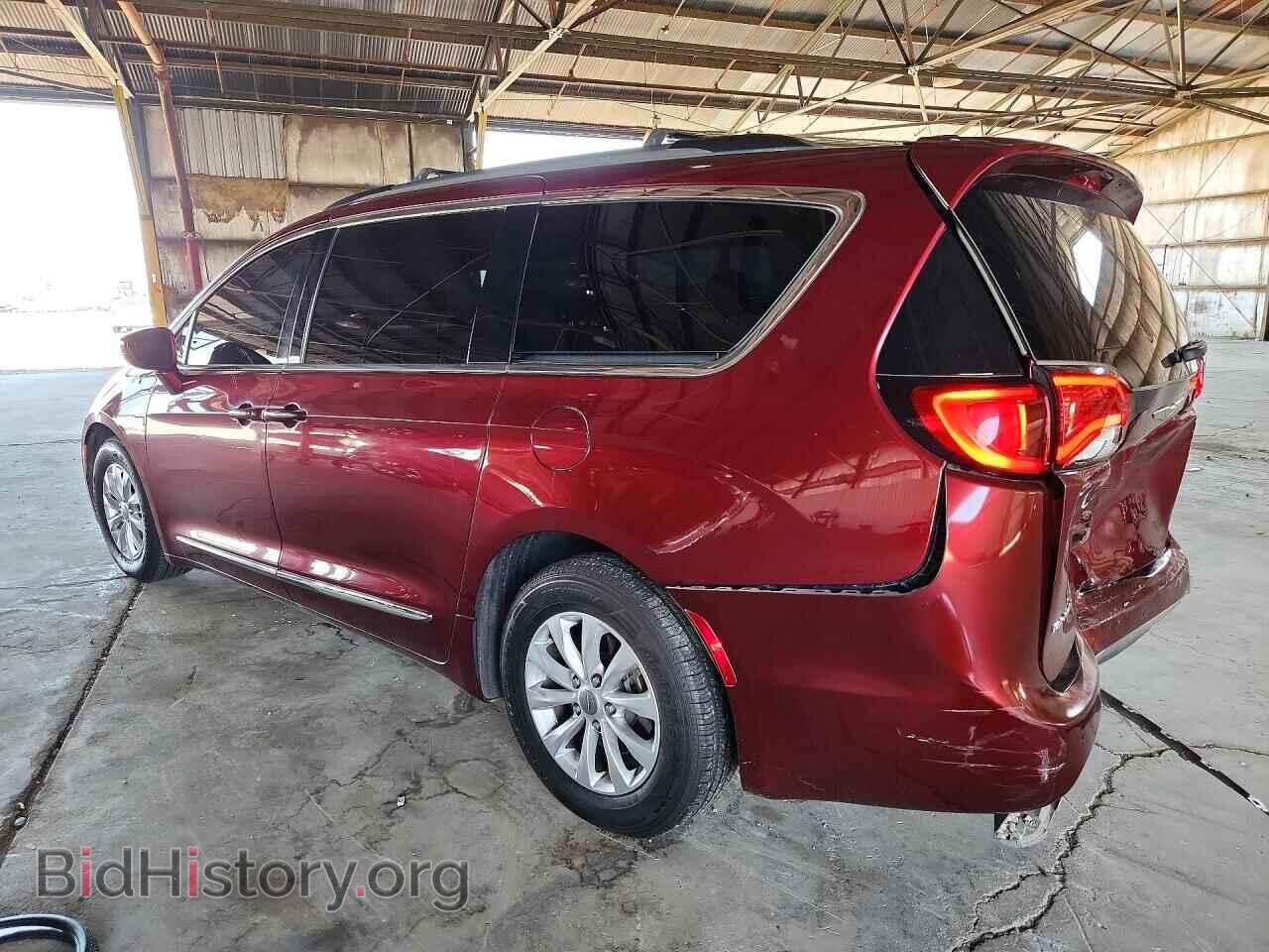 2017 CHRYSLER PACIFICA - VIN: 2C4RC1BG3HR809413 - Photo 2