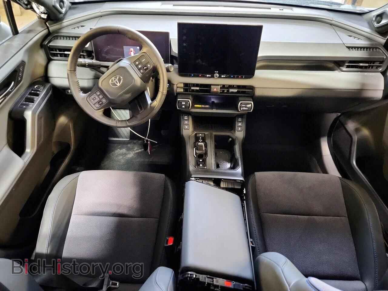 2026 TOYOTA RAV4 - VIN: 2T36CRAV5TW051817 - Фото 8